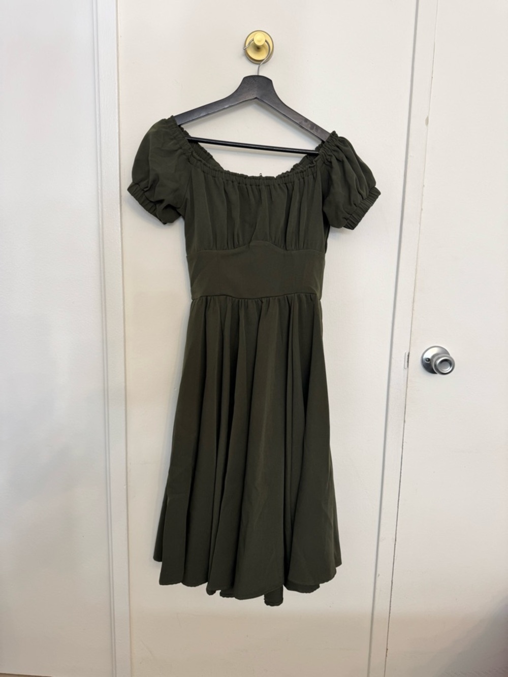 Pinup Couture Olive Green Puff-Sleeve Midi Dress